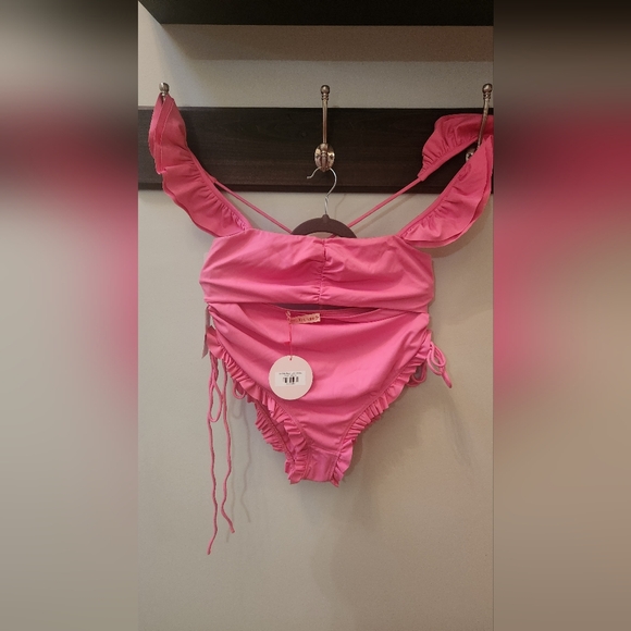 BNWT Selkie The Babe Pink Ruffled Bikini Set (Top XL & Bottom XXL) - Picture 2 of 5